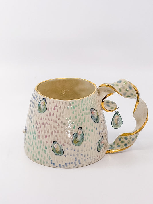Lilac Oyster Mug with Charm
